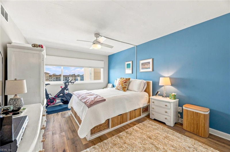 Photo 19 of 43 residential for sale in Virginia Beach virginia