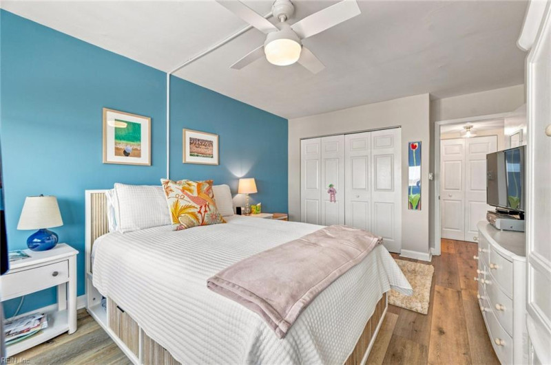 Photo 21 of 43 residential for sale in Virginia Beach virginia