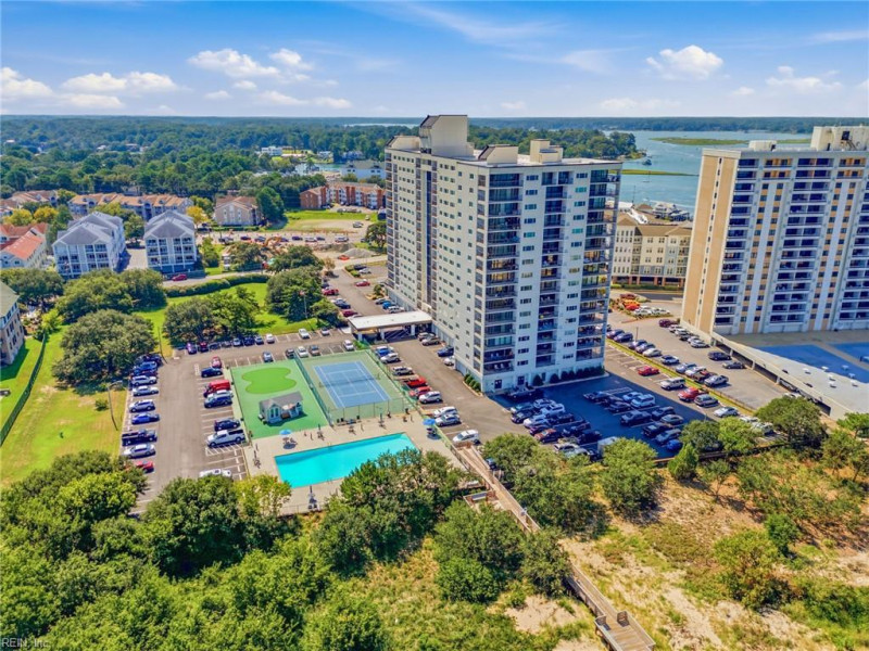 Photo 31 of 43 residential for sale in Virginia Beach virginia
