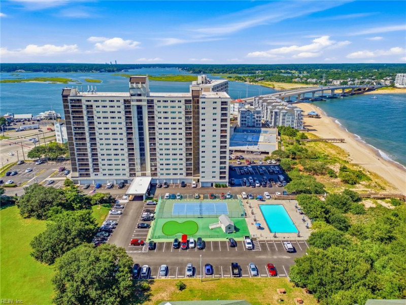 Photo 33 of 43 residential for sale in Virginia Beach virginia