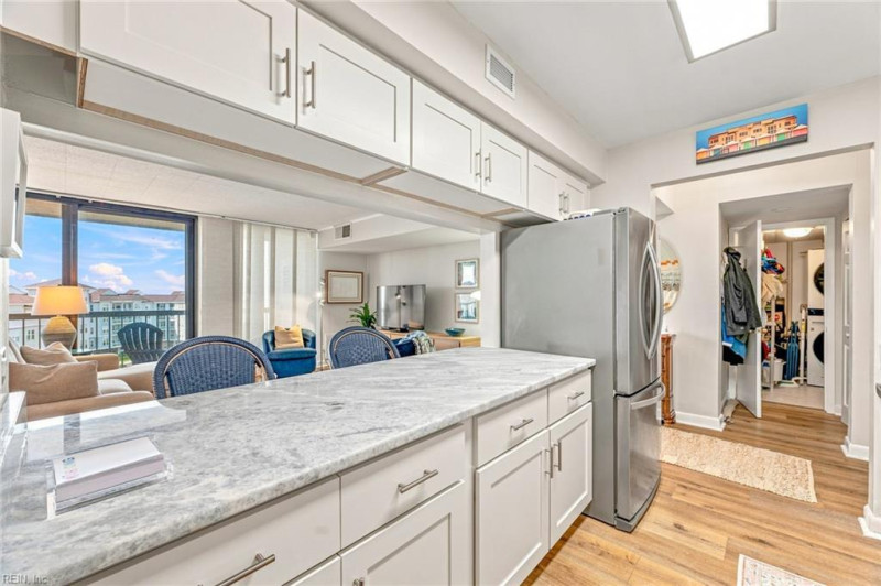 Photo 8 of 43 residential for sale in Virginia Beach virginia