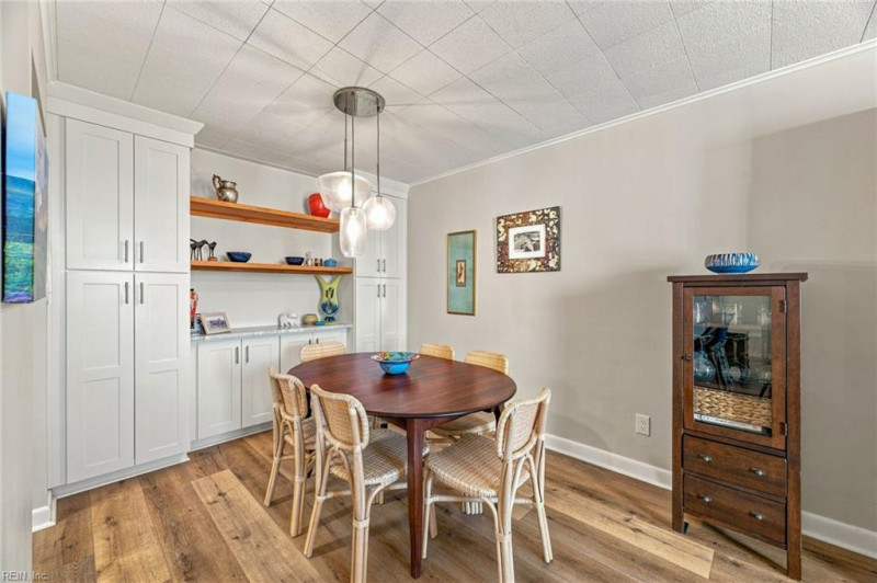 Photo 9 of 43 residential for sale in Virginia Beach virginia