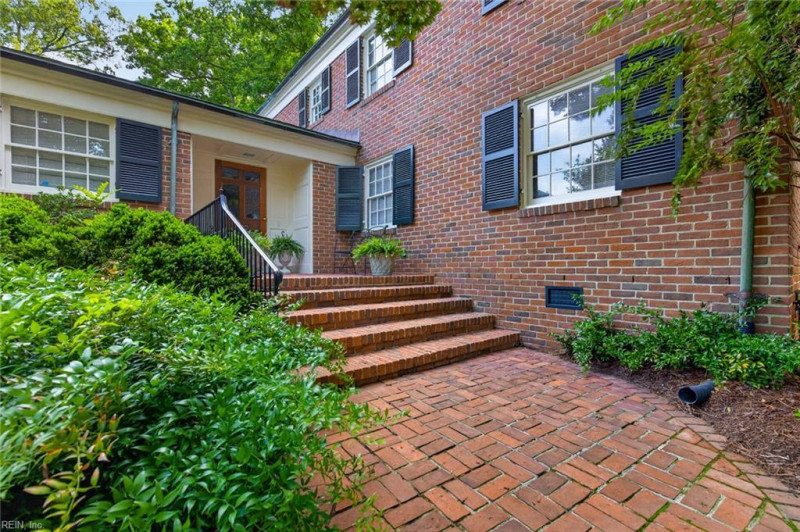 Photo 3 of 36 residential for sale in Virginia Beach virginia Photo 3 of 36 residential for sale in Virginia Beach virginia