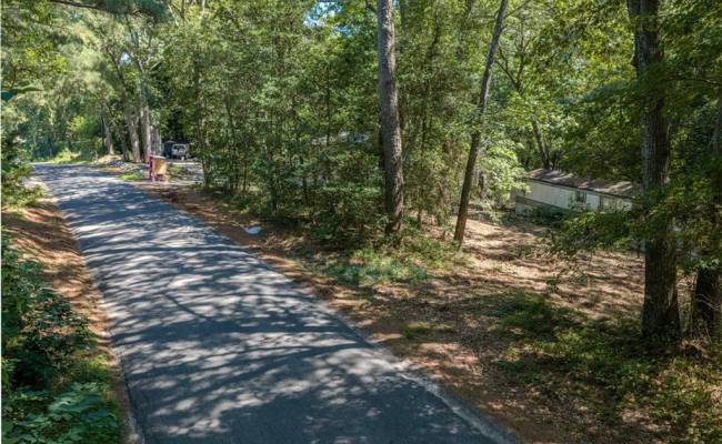 166 Barricks Mill Road, Middlesex County, VA 23169