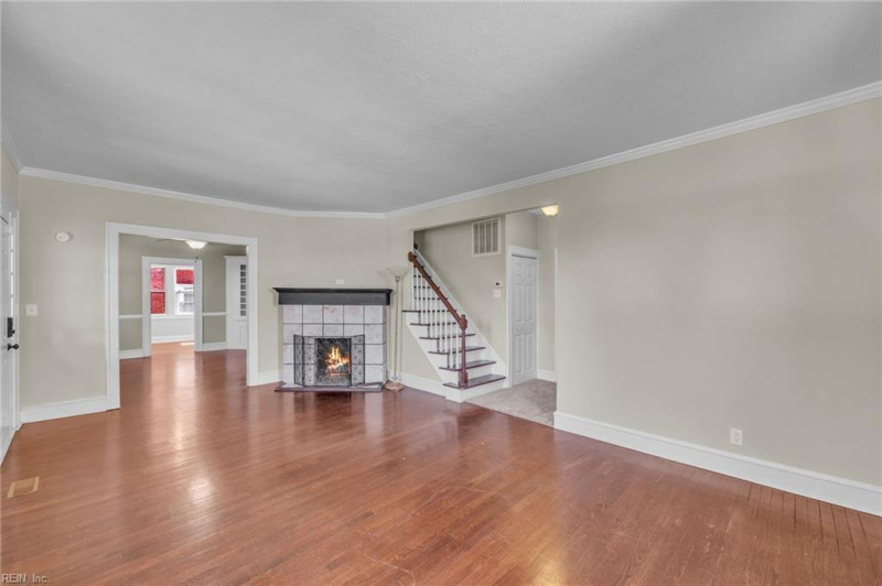 Photo 7 of 43 residential for sale in Hampton virginia Photo 7 of 43 residential for sale in Hampton virginia