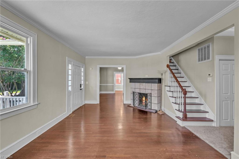 Photo 9 of 43 residential for sale in Hampton virginia Photo 9 of 43 residential for sale in Hampton virginia