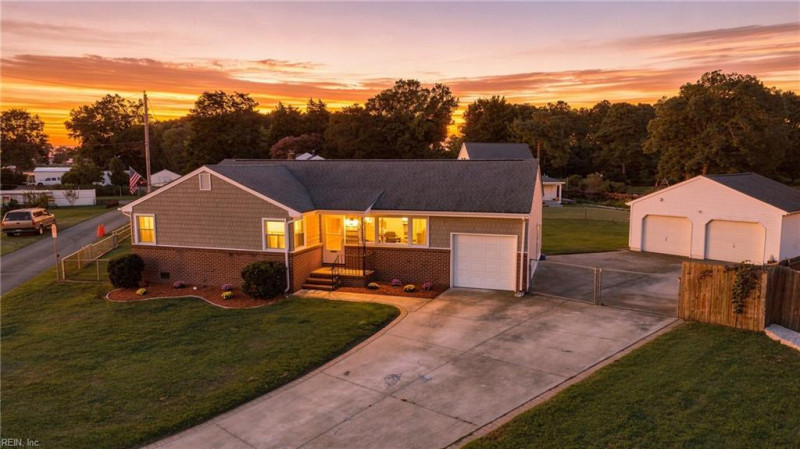 Photo 2 of 44 residential for sale in Chesapeake virginia