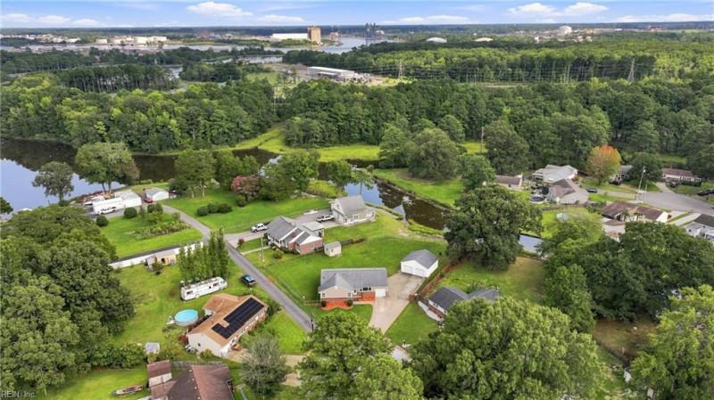 Photo 8 of 44 residential for sale in Chesapeake virginia