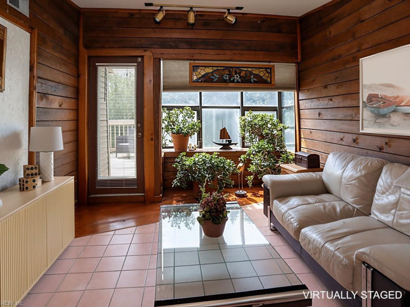 Photo 8 of 24 residential for sale in Virginia Beach virginia