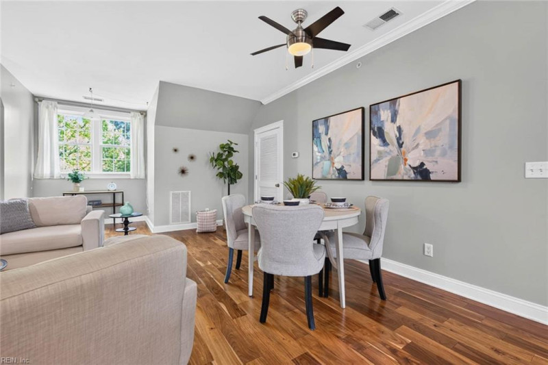 Photo 16 of 43 residential for sale in Norfolk virginia