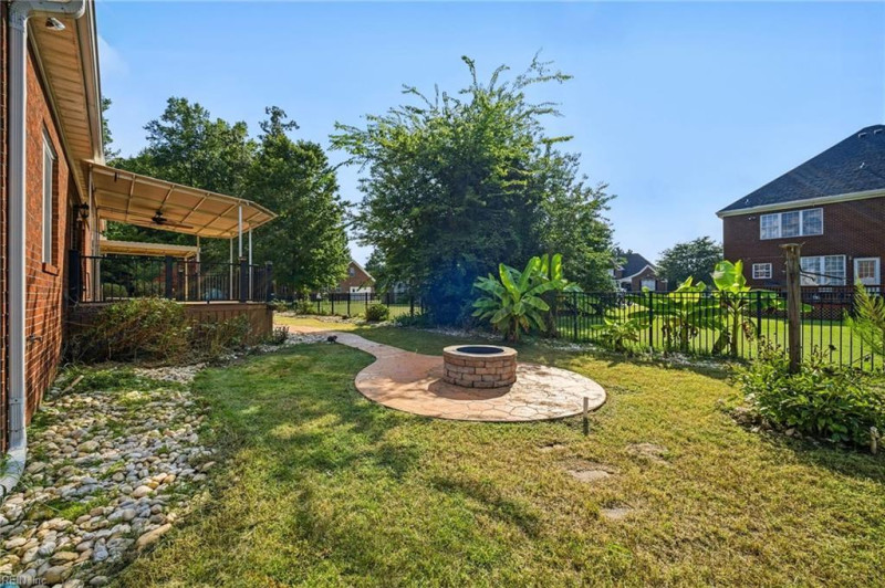Photo 38 of 50 residential for sale in Suffolk virginia Photo 38 of 50 residential for sale in Suffolk virginia
