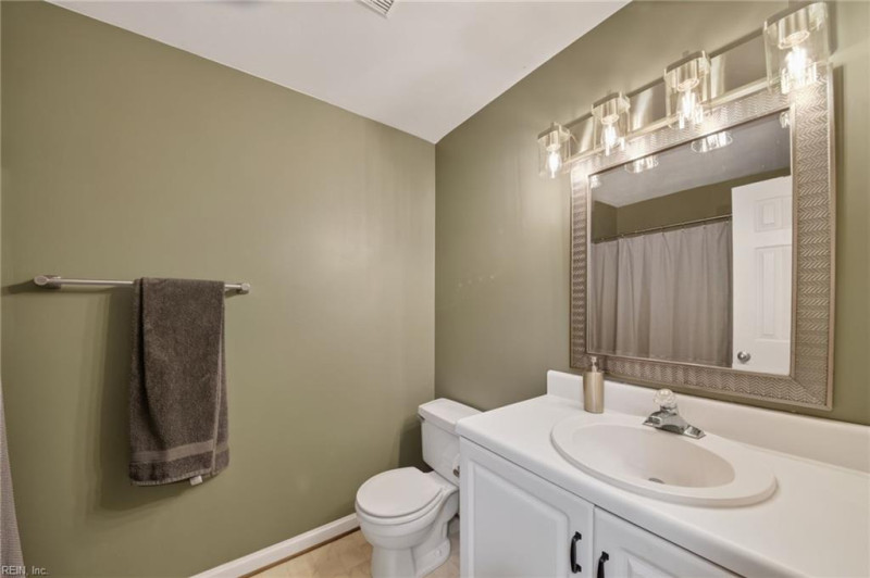 Photo 14 of 30 residential for sale in Virginia Beach virginia