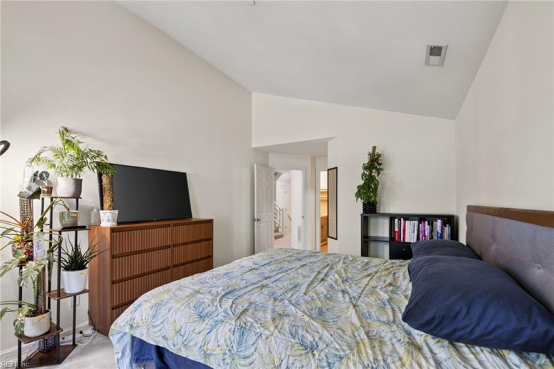 Photo 16 of 30 residential for sale in Virginia Beach virginia