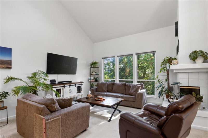 Photo 2 of 30 residential for sale in Virginia Beach virginia