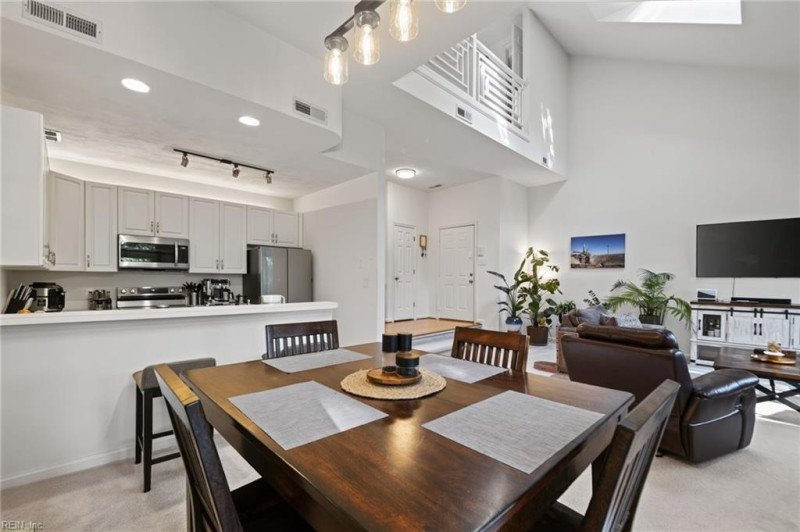 Photo 3 of 30 residential for sale in Virginia Beach virginia