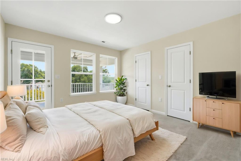 Photo 21 of 50 residential for sale in Norfolk virginia