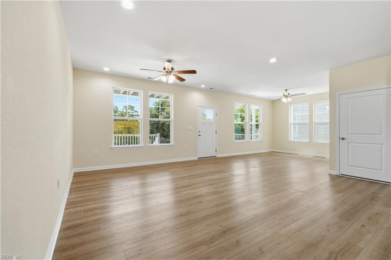 Photo 8 of 50 residential for sale in Norfolk virginia