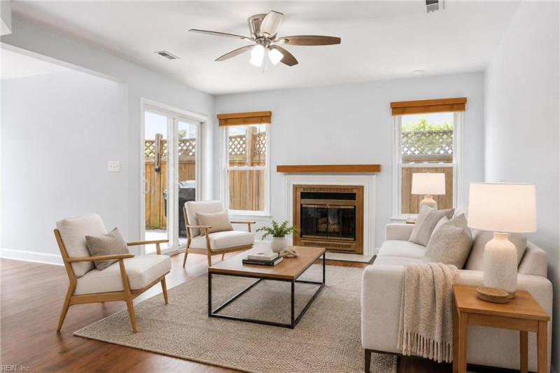 Photo 5 of 21 residential for sale in Virginia Beach virginia
