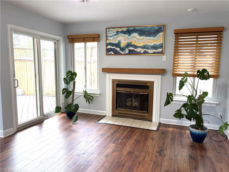 Photo 7 of 21 residential for sale in Virginia Beach virginia