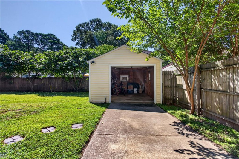 Photo 32 of 40 residential for sale in Norfolk virginia Photo 32 of 40 residential for sale in Norfolk virginia