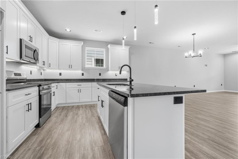 Photo 10 of 50 residential for sale in Norfolk virginia