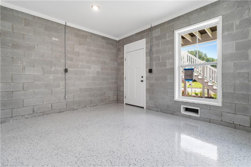 Photo 37 of 50 residential for sale in Norfolk virginia