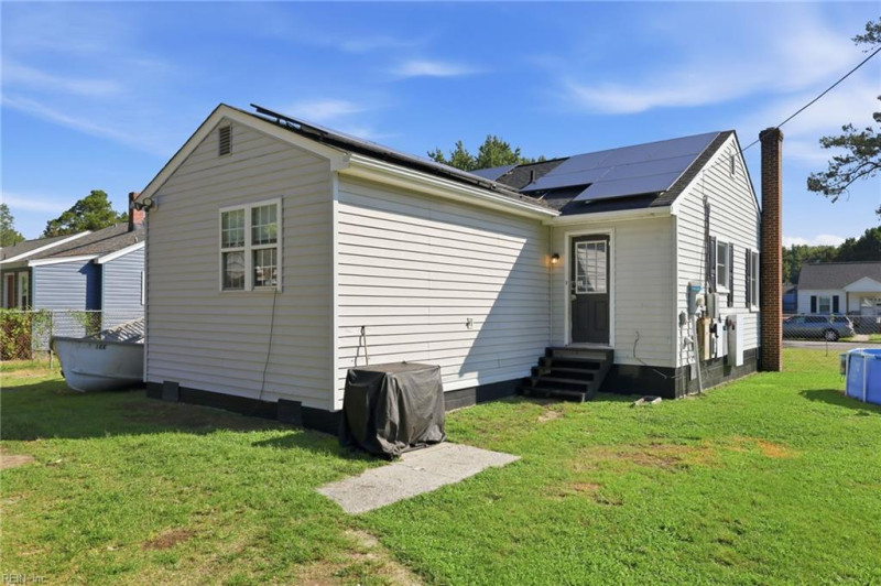Photo 18 of 20 residential for sale in Franklin virginia