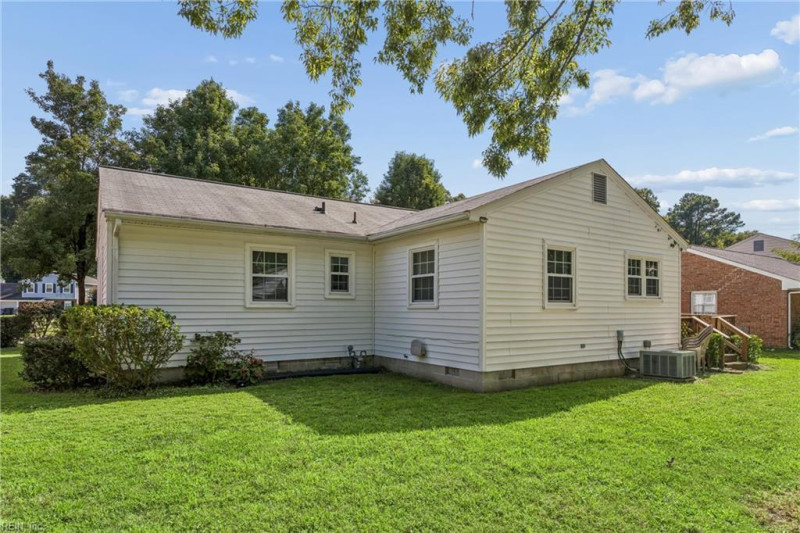 Photo 33 of 37 residential for sale in Hampton virginia