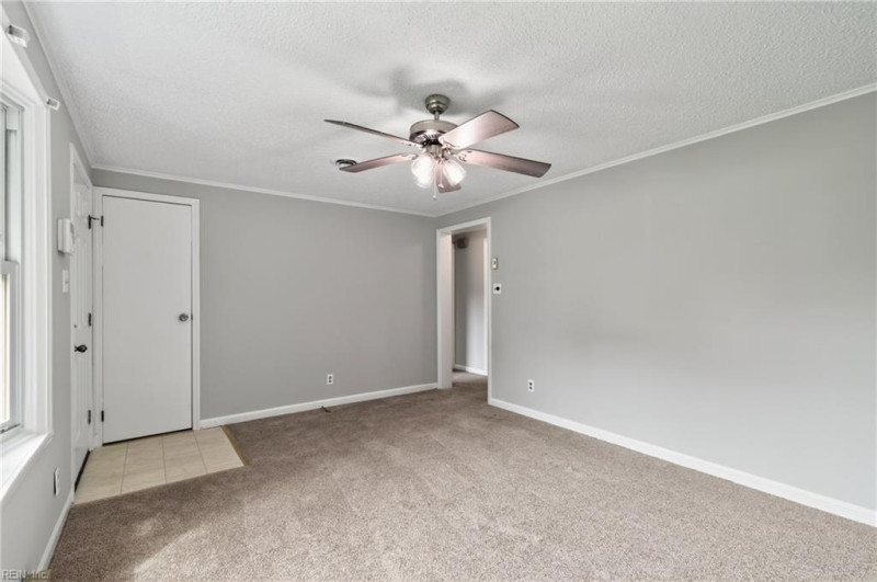 Photo 5 of 28 residential for sale in York County virginia