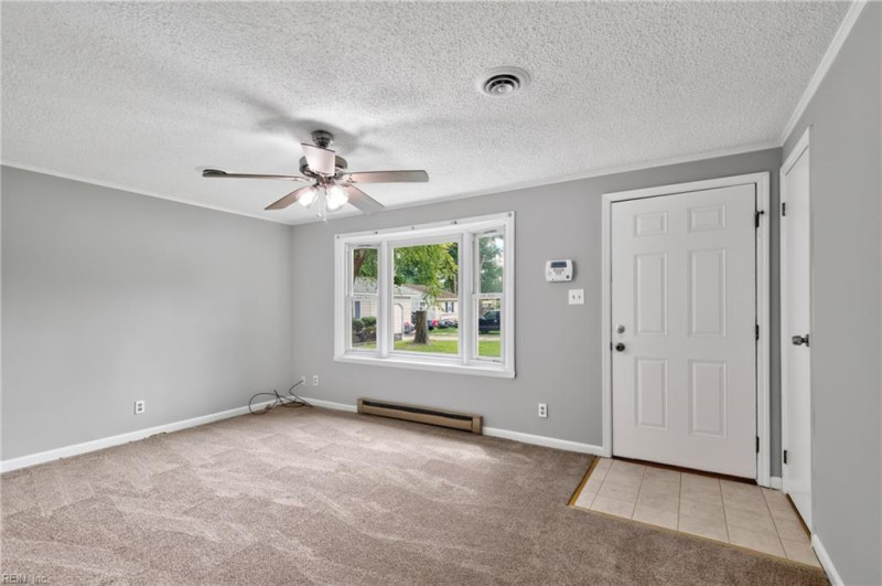 Photo 6 of 28 residential for sale in York County virginia