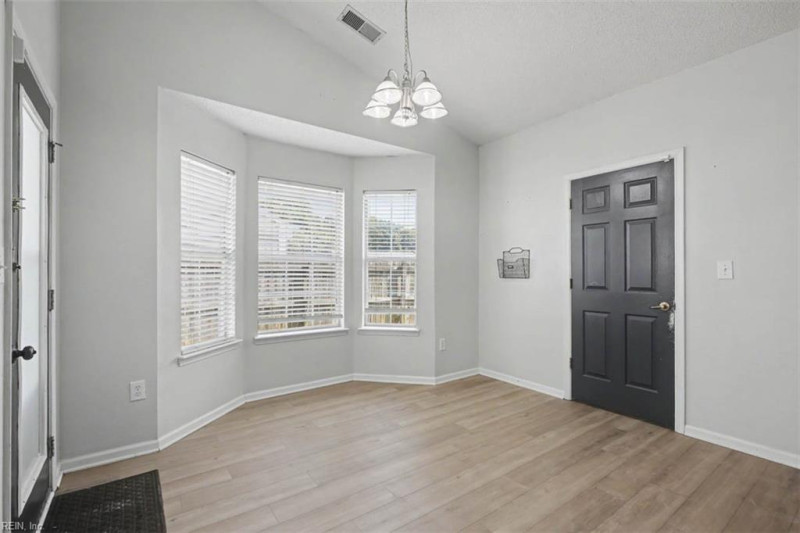 Photo 10 of 29 residential for sale in Suffolk virginia