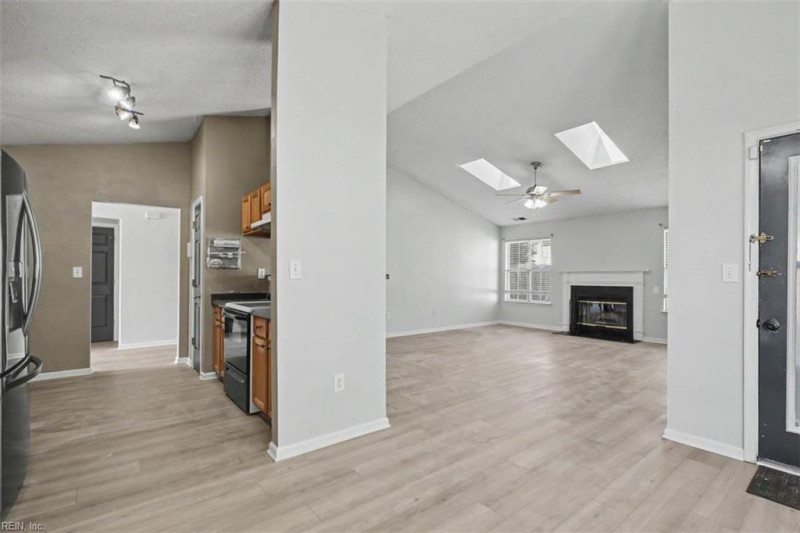 Photo 12 of 29 residential for sale in Suffolk virginia