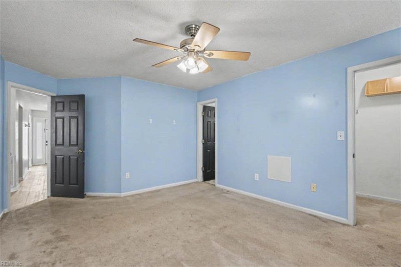 Photo 18 of 29 residential for sale in Suffolk virginia