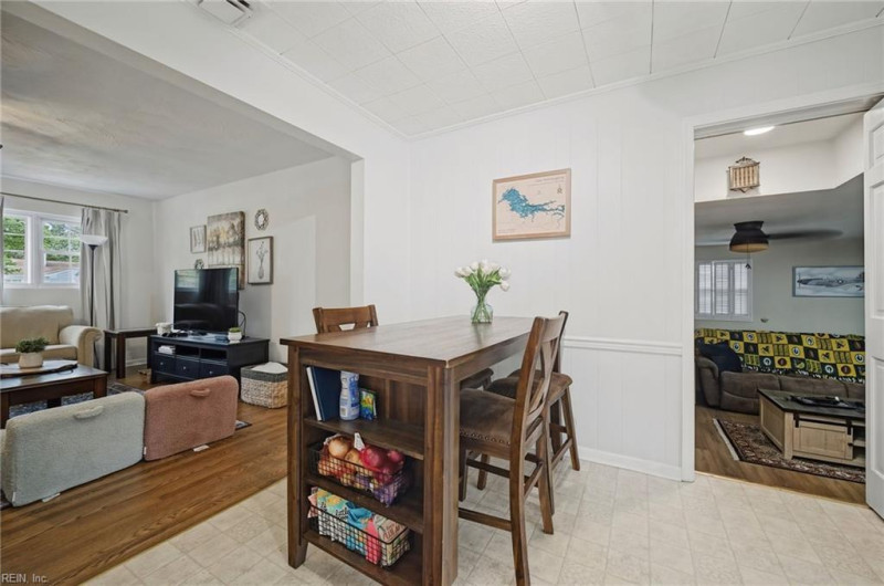 Photo 11 of 45 residential for sale in Norfolk virginia