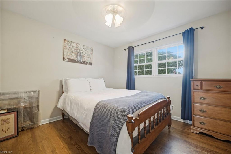 Photo 19 of 45 residential for sale in Norfolk virginia
