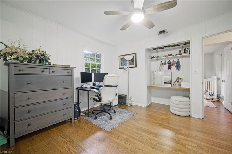 Photo 22 of 45 residential for sale in Norfolk virginia