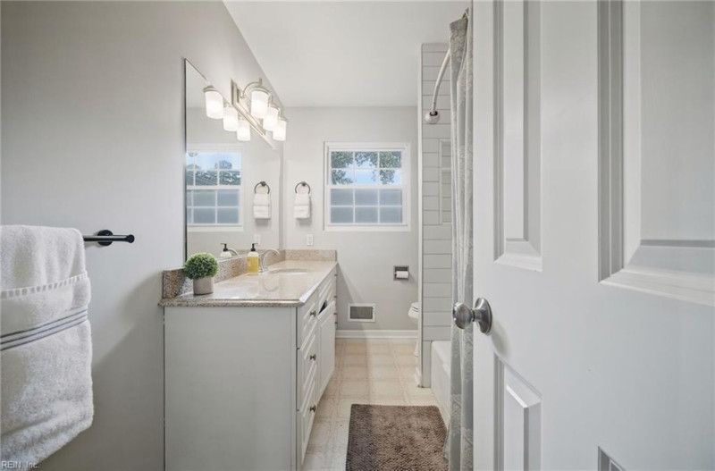 Photo 27 of 45 residential for sale in Norfolk virginia