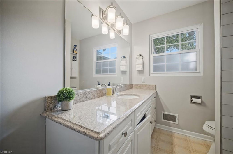Photo 28 of 45 residential for sale in Norfolk virginia