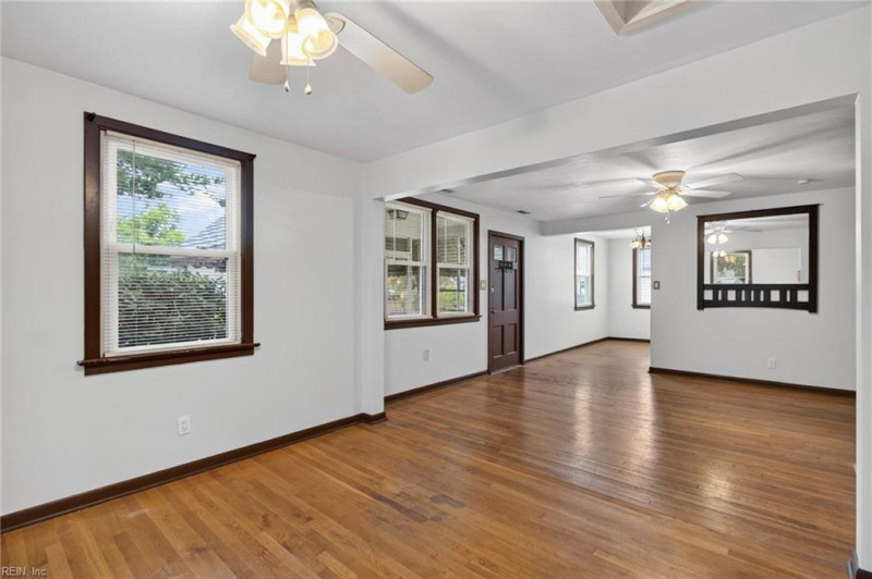 Photo 6 of 31 residential for sale in Norfolk virginia