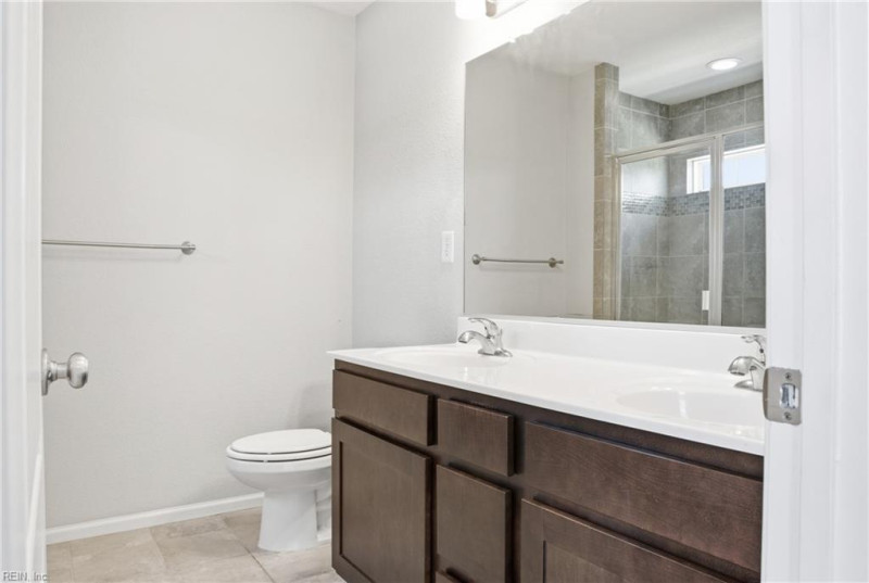 Photo 14 of 27 residential for sale in Virginia Beach virginia