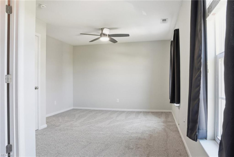 Photo 16 of 27 residential for sale in Virginia Beach virginia
