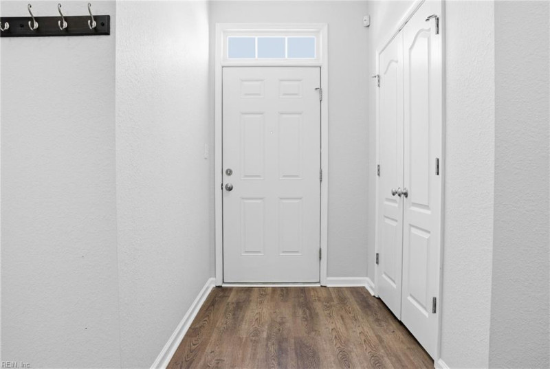 Photo 2 of 27 residential for sale in Virginia Beach virginia