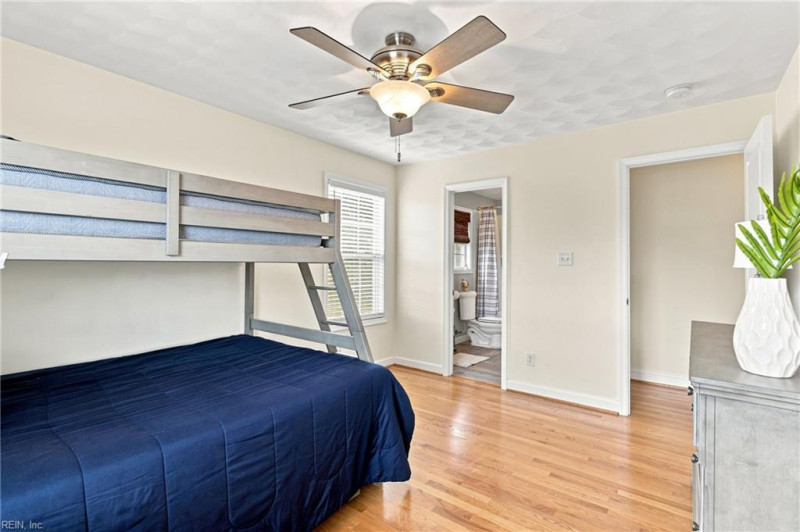 Photo 24 of 50 residential for sale in Currituck County virginia