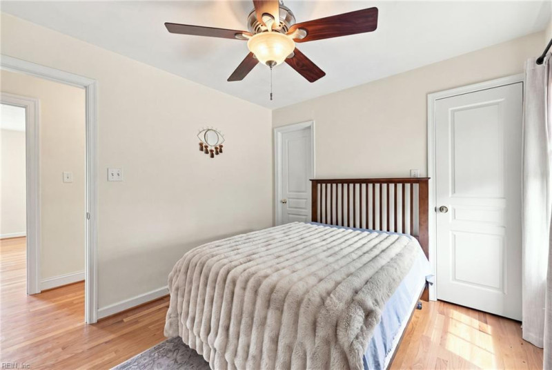 Photo 27 of 50 residential for sale in Currituck County virginia