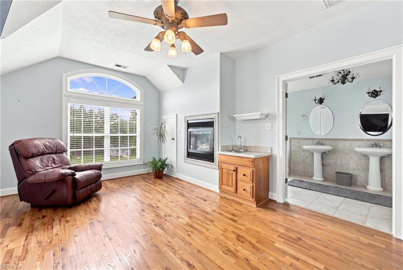 Photo 36 of 50 residential for sale in Currituck County virginia