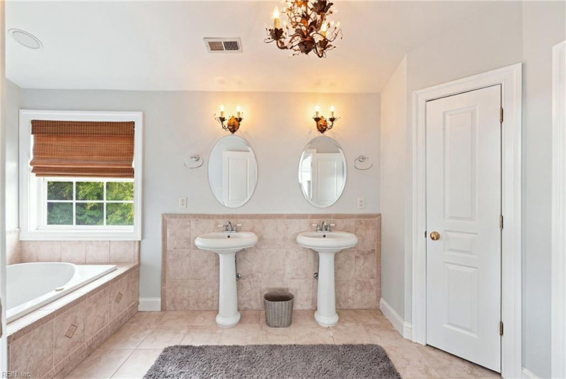 Photo 37 of 50 residential for sale in Currituck County virginia
