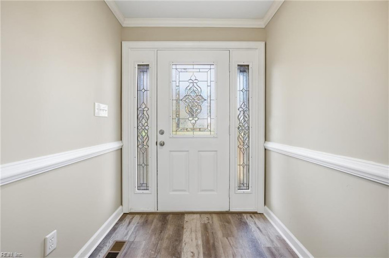 Photo 2 of 39 residential for sale in Poquoson virginia