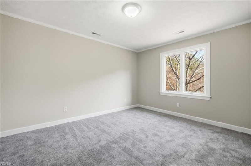 Photo 27 of 39 residential for sale in Poquoson virginia