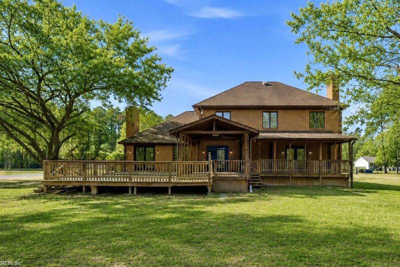 Photo 31 of 39 residential for sale in Poquoson virginia