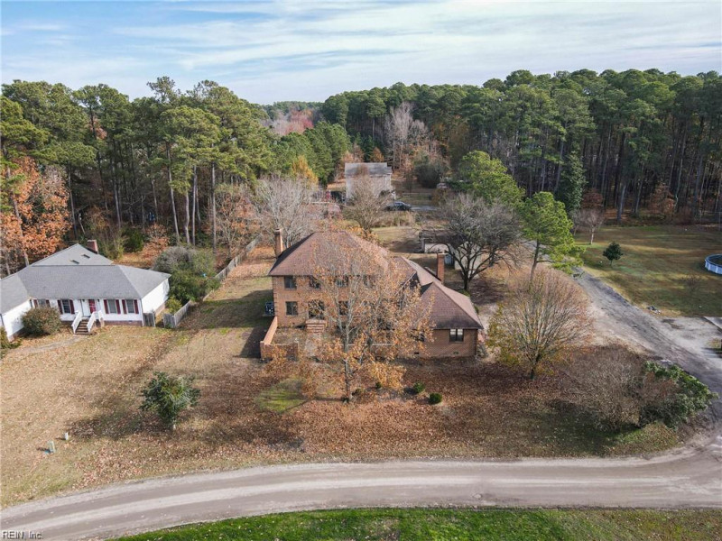 Photo 37 of 39 residential for sale in Poquoson virginia